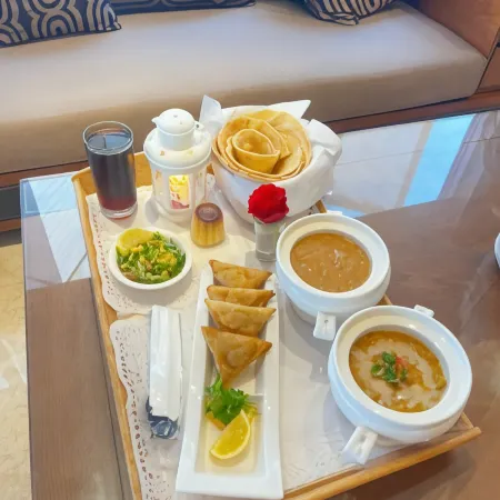 Manazel Al Toot Serviced Apartments Jeddah Отели рядом с достопримечательностью «Свадебный банкетный зал Rose»