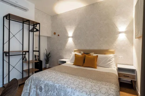 Barirooms - Cardassi Suites