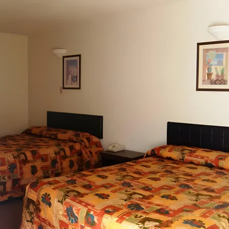 Golden Hills Motel