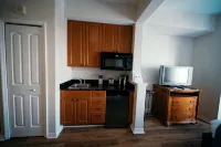 705H Luxury suite w/ Pool view close to Universal Studios Orlando