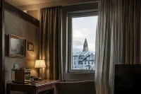 Hotel Holt - The Art Hotel - Balcony