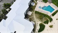 BEACH and POOL at Rum Point - North Side in most secluded and tranquil area - piscina