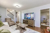 SummerRidge Retreat with 5 bedrooms