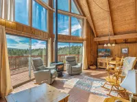 Charming Updated 3-bedroom Chalet with Deck; Small dogs welcome!
