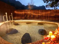 Hushan Hotspring