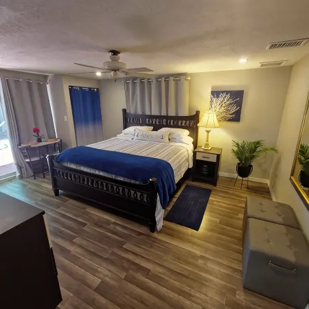 Pet-Friendly Gulf Coast Cottage, Fenced Yard, Game Room, Near Beach & Springs