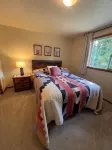 Relaxing Chalet Awaits Your Adventures 4 Bdrms, BBQ, Deck, Mt. Views, & More!