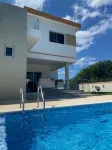 5 Star Villa Near Airport and Beaches - 빌라