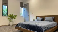Cozy Embassy Garden