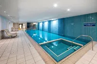 Beachfront at Glenelg Oaks Parking Pool Gym Wi-Fi - ติดทะเล