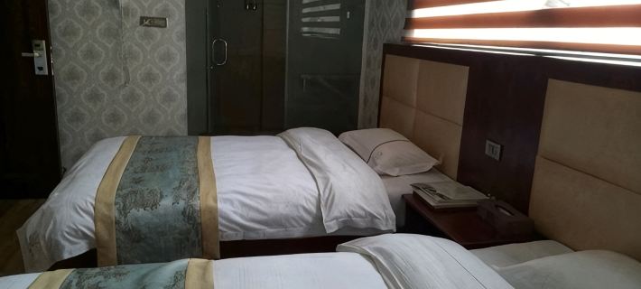Holiday Inn along the River Hotels in Yanhe