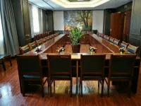 GreenTree Inn Business Hotel