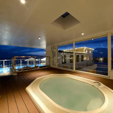 Vessel Hotel Campana Okinawa