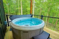 Honeymoon Hollow Cabin at Trickle Creek - 4-Star