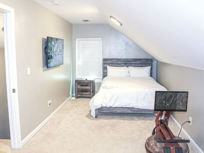 Lovely 3BR 3BA Home minutes from Airport/Downtown Atlanta