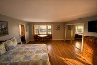 Ocean's Breeze, a Welcoming Space to Gather in Morro 'Heights Pet Friendly!