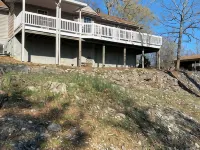 Charming 2-bdrm house with AC, WiFi in Cherokee Village with amazing river views Hotels in Sharp County