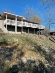 Charming 2-bdrm house with AC, WiFi in Cherokee Village with amazing river views