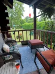 4 Season/4 bedroom  Log Home in Southampton. Walking distance to downtown/beach - 4 tähden