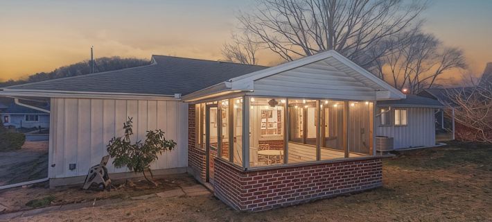 Modern Comfort & Convenience – 3BR Home Next to Juniata College! Hotels in Huntingdon County