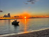 Luxury Exuma 2Bdrm Apartment #1 - Beach Access ファーマーズ・ヒルのホテル