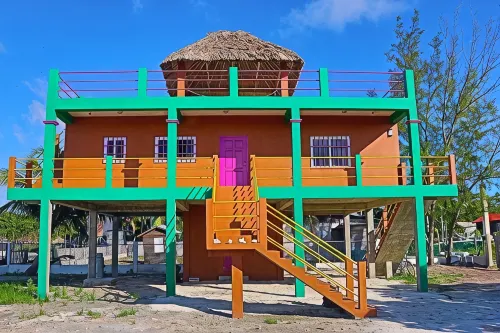 Waterfront 2 Bedroom/ 2 Bath Pool Home w/ Stunning Ocean Views!! - Bungalows