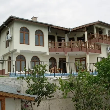5 Star Luxury Villa - Large Private Pool - Spacious Rooms - Panoramic Sea Views