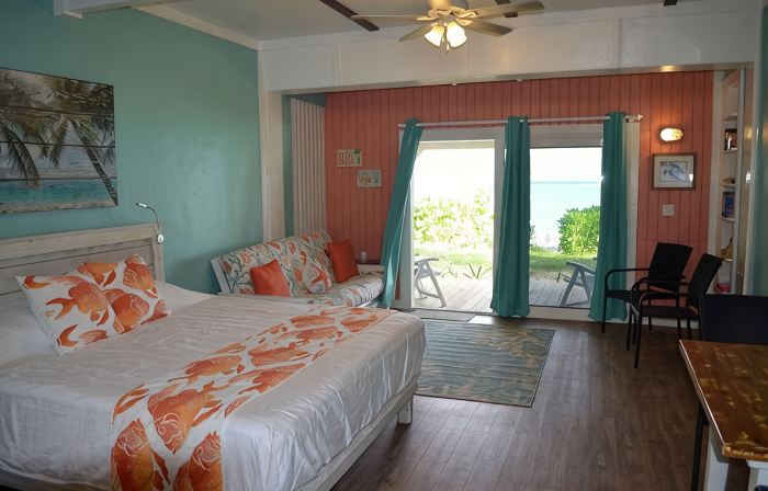 Beachfront large one bedroom studio, adjoining studio can be added to make 2/2.
