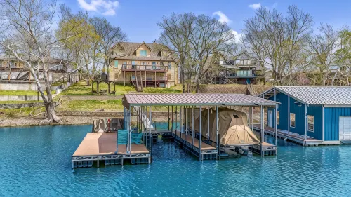 New Luxury Water Front Oasis with New Private Dock & Hot Tub!! - 4-Star