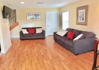 A Gorgeous Beachview 4BR /2Ba Townhome,  Sleeps 13. - balcony