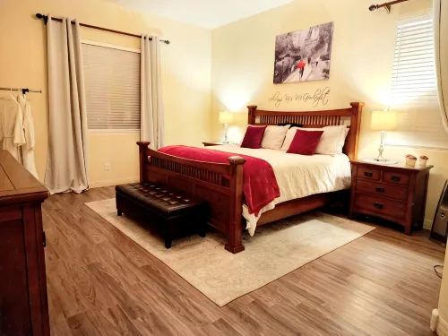 Beautiful 5 bedroom home with an Amazing * HEATED POOL!