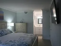 Captiva Island Bayside Villas 1 Bed 2 Bath sleep 4 Hotels in Captiva