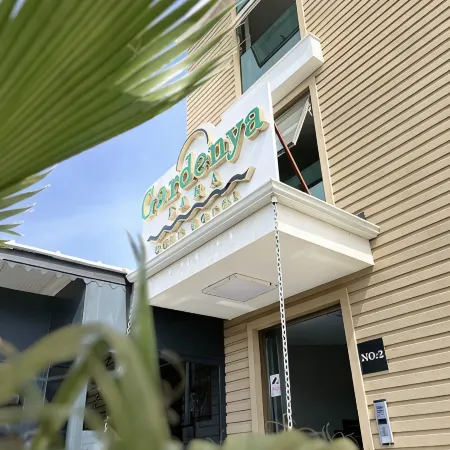 Gardenya Lara Suit Hotel Отели рядом с достопримечательностью «Пляж Кадрие»