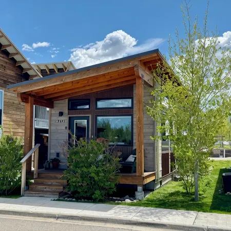 Cozy 2 Bedroom by Teton Pass
