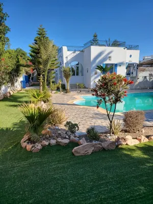 Villa AU JARDIN D'AGHIR, private pool, not overlooked, 300 m from the beach - Pools