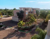 Spacious 3 bedrooms penthouse, near Combate Beach: Pools, Fun & Amazing Sunsets