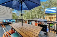 Pocono Dream House! Heated Pool, Fire Pit, Bowling, Mini Golf! - Homestays
