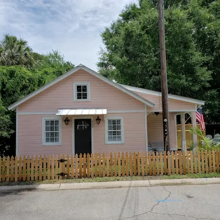 YOUR SOCIAL DISTANCING SANCTUARY IN HISTORIC BEAUFORT