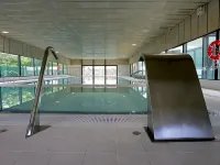 Centre Esplai Albergue Hotels in El Prat de Llobregat