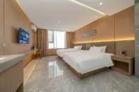 Lingshan Feiyue Hotel (Luwu Town)