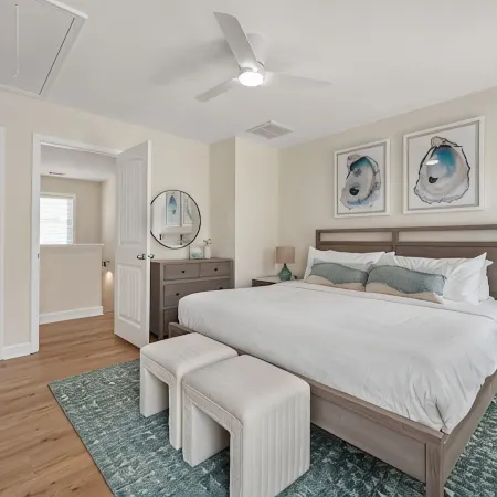 New Nags Head Remodel! Heated Pool - Hot Tub- Fire Pit. Steps to Beach. Dogs ok.