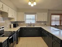 3B Spacious Home+ Free Parking Near Chicago O'Hare