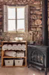 La Biblioteca: Eclectic Cottage in OKeeffe Country - 3-Star