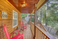 Blissful Mountain Cabin, Close To It all + Hot Tub - 4 stjerner