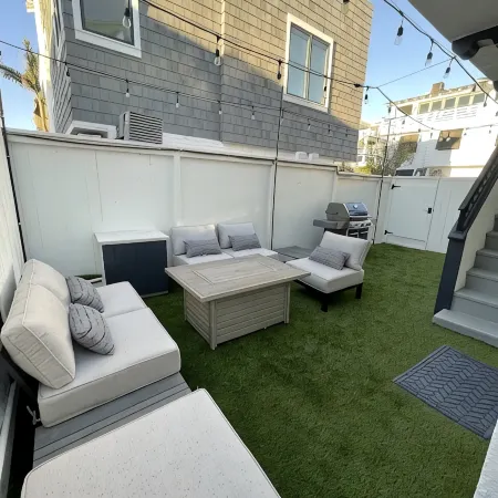 World Cup Venue 7 Miles Away,Remodeled,Steps to the Beach 2 Blks to Downtown MB.