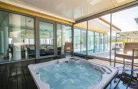 Le Mariana - Hot Tub