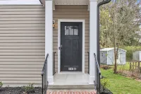 Pet-Friendly 2BR Greer Home, King Beds & Fire Pit - 廚房