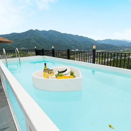 Cheongdo Casa Loma Pool Villa