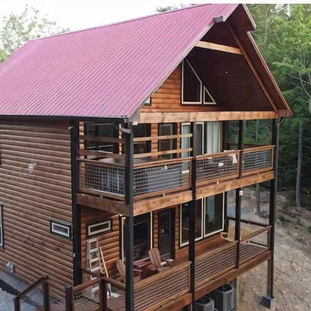 Cozy mountain retreat on Wears Valley, Modern Rustic Cabin!