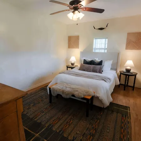 COZY Cabin with Hot Tub - Near all in Hocking Hills